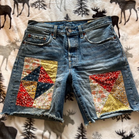 Levi's Pants - Levi’s 501 road tripping shorts